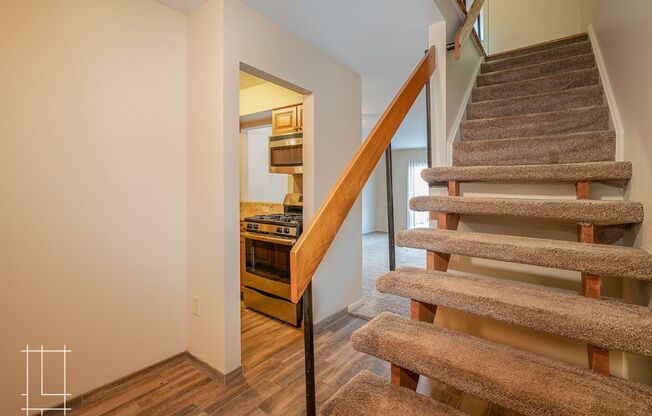 2 beds, 1.5 baths, $1,425, Unit 411 E Buttles Ave Apt. I