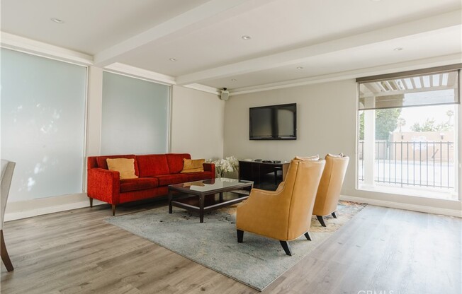 1 bed, 2 baths, 912 sqft, $3,600, Unit 1008