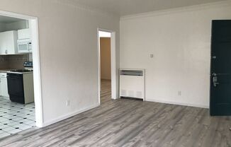 2 beds, 1 bath, 800 sqft, $2,495, Unit 2630 1/2