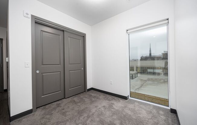 Studio, 1 bath, 427 sqft, $1,060, Unit 801