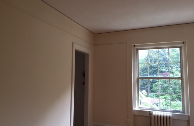 2 beds, 2 baths, 775 sqft, $2,025, Unit 206