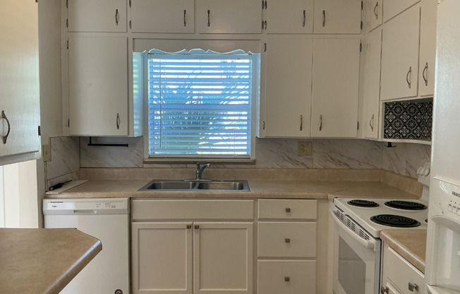 Spacious 3-Bed Home in Cleveland Heights