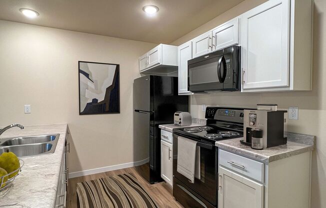 1 bed, 1 bath, 701 sqft, $1,100, Unit RO 10121-59