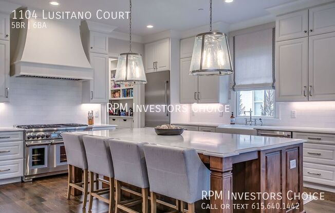 1104 LUSITANO CT