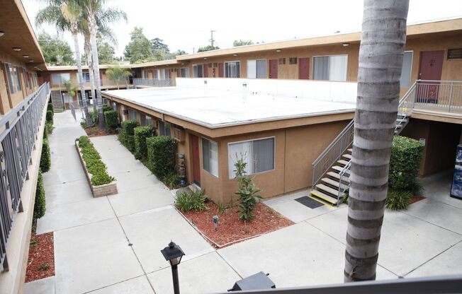 1 bed, 1 bath, 725 sqft, $1,825, Unit 115
