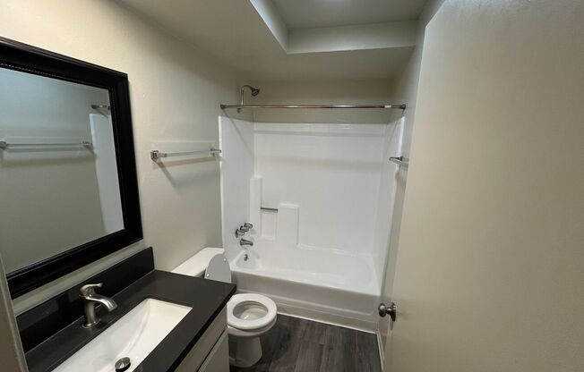 1 bed, 1 bath, 695 sqft, $2,898, Unit 206