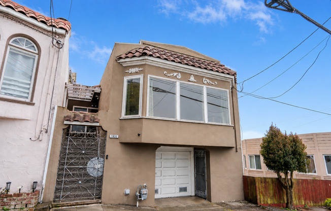 Spacious 2 Bedroom Home Near Stonestown