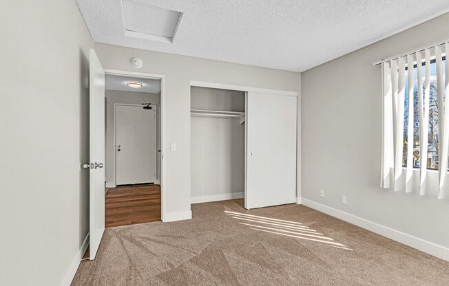2 beds, 2 baths, 905 sqft, $2,502, Unit Unit 324