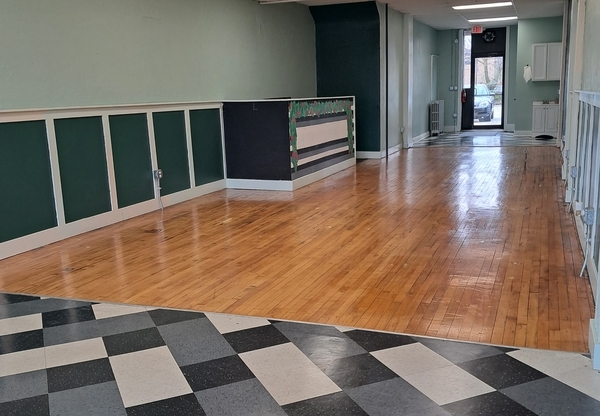 21932 LAKESHORE COMMERCIAL