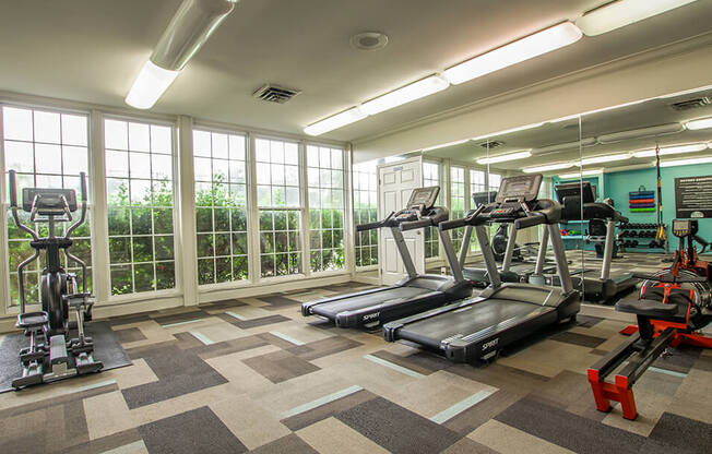 the gym at the flats at big tex apartments