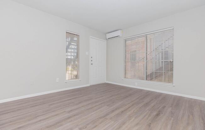 1 bed, 1 bath, 662 sqft, $999