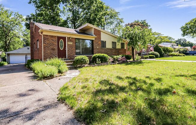 COMING SOON! Introducing a charming 3-bedroom, 1.5-bathroom house located in the desirable area of Livonia, MI