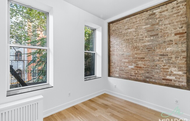 58 SAINT MARK'S PL