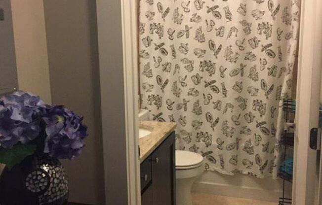 1 bed, 1 bath, 671 sqft, $1,450, Unit 4A