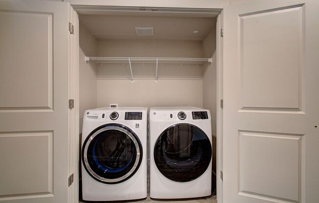 2 beds, 1 bath, $1,750, Unit 110
