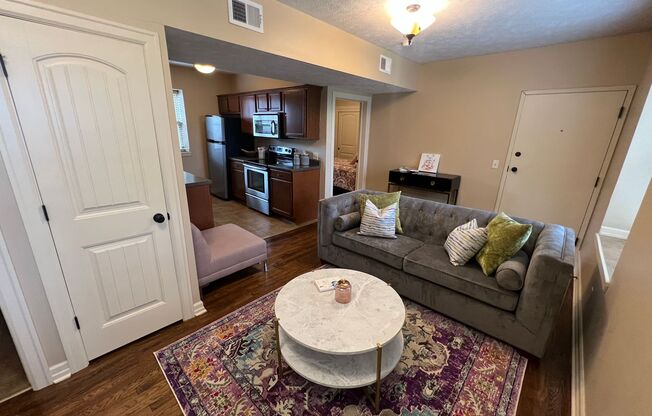 1 bed, 1 bath, 650 sqft, $1,095, Unit 601 - Unit 204 A650