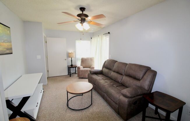 4 beds, 2 baths, $525