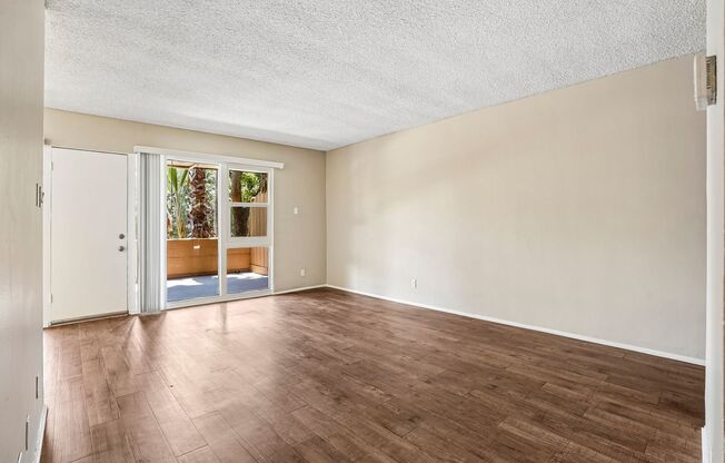 1 bed, 1 bath, 775 sqft, $2,545, Unit 41