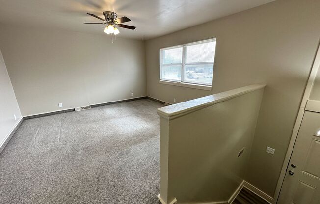 Saint Clair - 2469 S