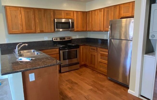 2 beds, 1 bath, 825 sqft, $1,830, Unit 257
