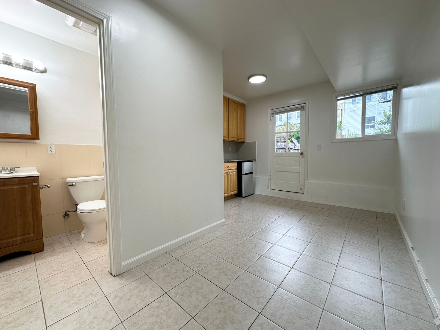 2362-2364 20th Ave