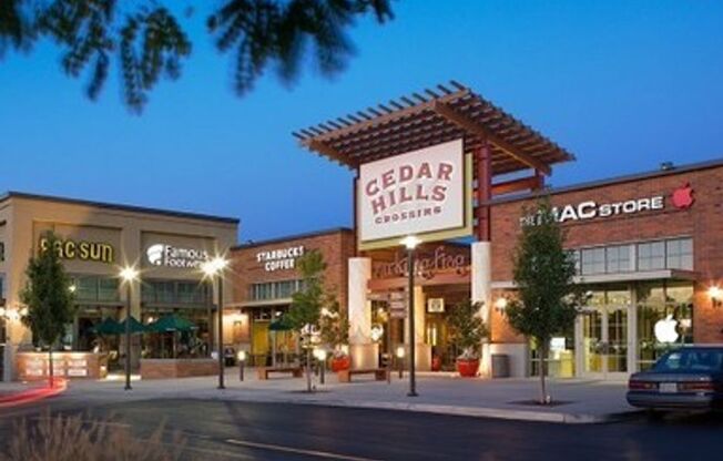 1 bed, 1 bath, 450 sqft, $1,195, Unit 113