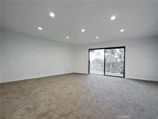 3 beds, 3 baths, 1,977 sqft, $3,795