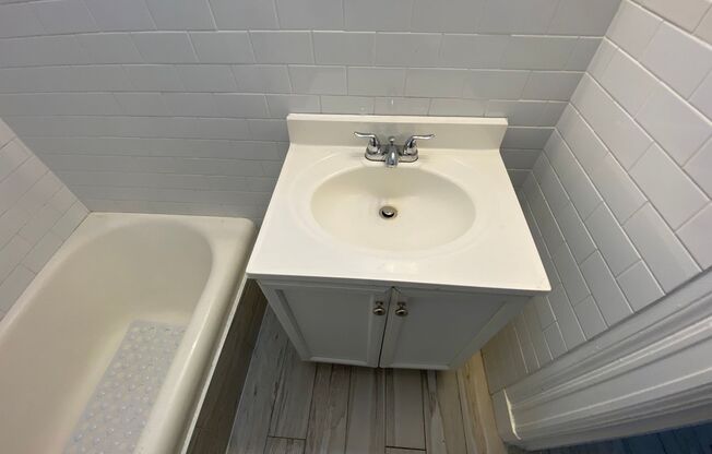 Studio, 1 bath, $1,125, Unit #1111