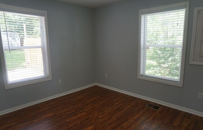 2 beds, 1 bath, $1,995