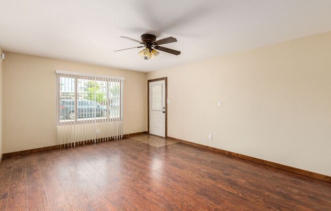 STUNNING REMODELED 4 BEDROOM/2 BATHROOM TEMPE HOME ON CUL-DE-SAC LOT WITH POOL