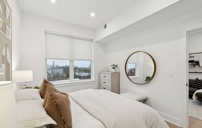 1 bed, 1 bath, 800 sqft, $2,108, Unit 102