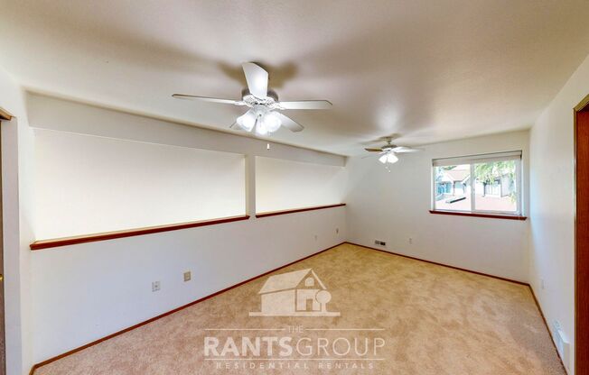 2 beds, 1.5 baths, $1,800, Unit #H-4