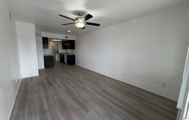 2 beds, 1 bath, 950 sqft, $1,225, Unit 208