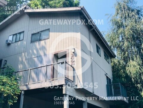 1408 SW Custer Dr