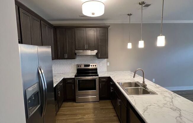 1 bed, 1 bath, 798 sqft, $905, Unit 101