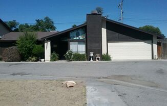 088- 2428 ERIC WAY A-D