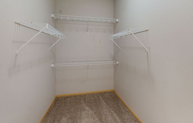 2 beds, 2 baths, 1,200 sqft, $1,295, Unit 4822-206