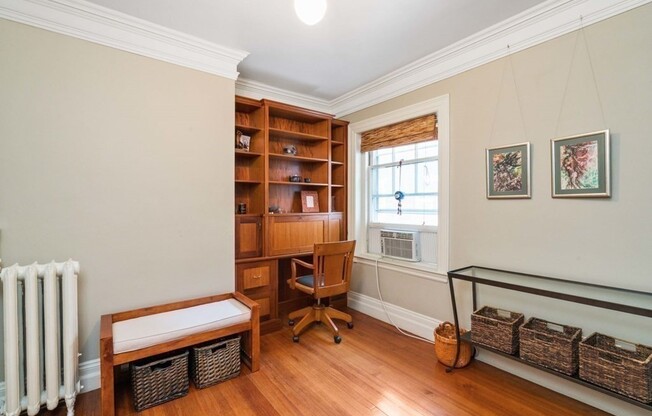 37 LEE ST
