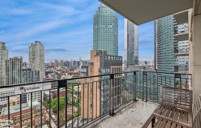 3 beds, 2 baths, 1,261 sqft, $8,000, Unit 2302