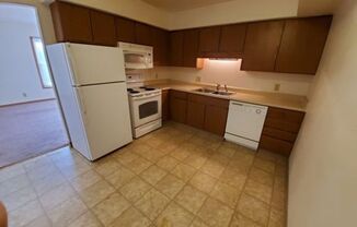 2 beds, 1 bath, 800 sqft, $750, Unit Unit 05