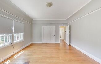 11 WARREN AVE