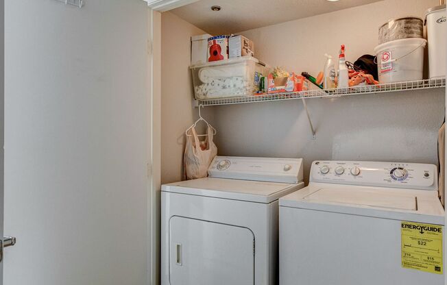 1 bed, 1 bath, $1,200, Unit # 1172