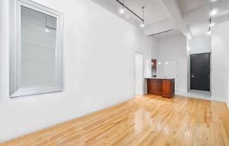2 beds, 1 bath, 750 sqft, $7,500, Unit 8R