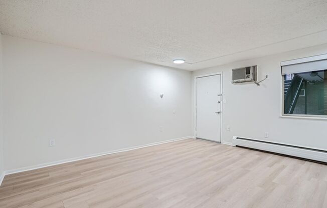 2 beds, 1 bath, 550 sqft, $1,575, Unit 103