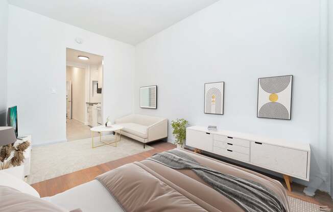 Studio, 1 bath, $2,950, Unit 2C