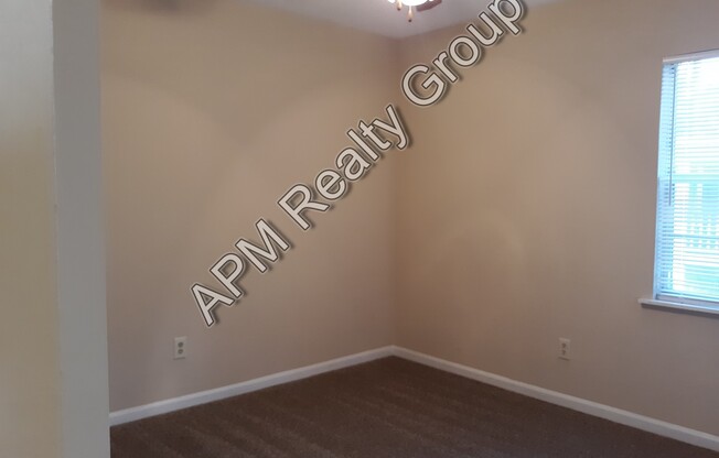 3 beds, 2 baths, $1,175