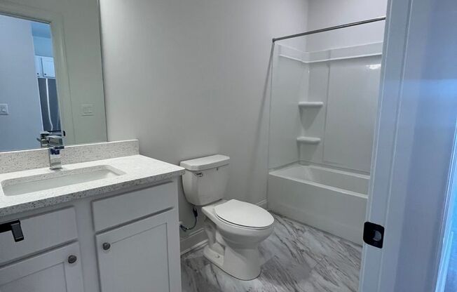 2 beds, 2 baths, 1,190 sqft, $2,000, Unit B305