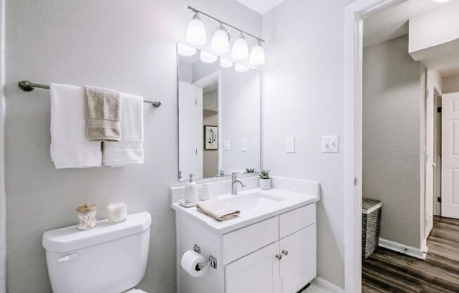 2 beds, 2 baths, 1,000 sqft, $1,450, Unit 2041