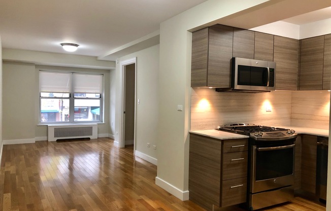 1 bed, 1 bath, $4,795, Unit 2BW