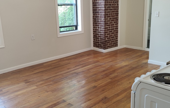 1 bed, 1 bath, $2,650
